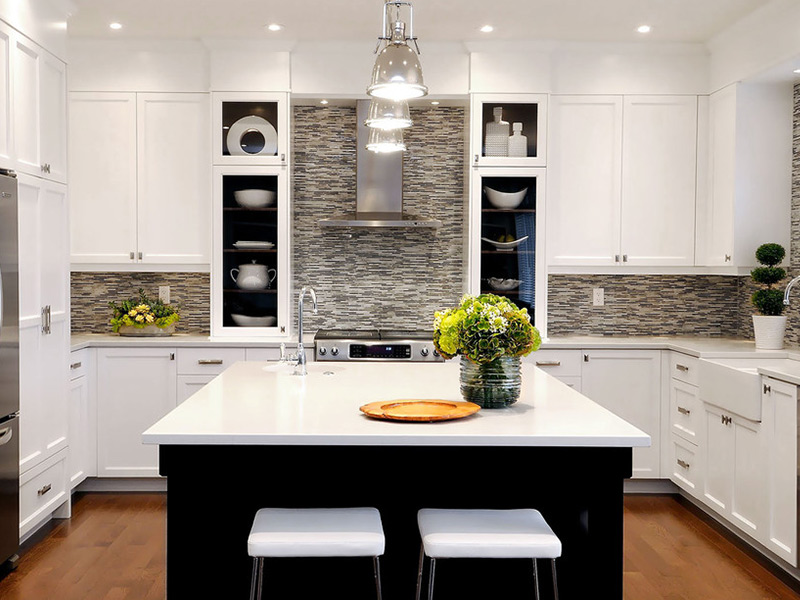 shaker style white kitchen cabinet